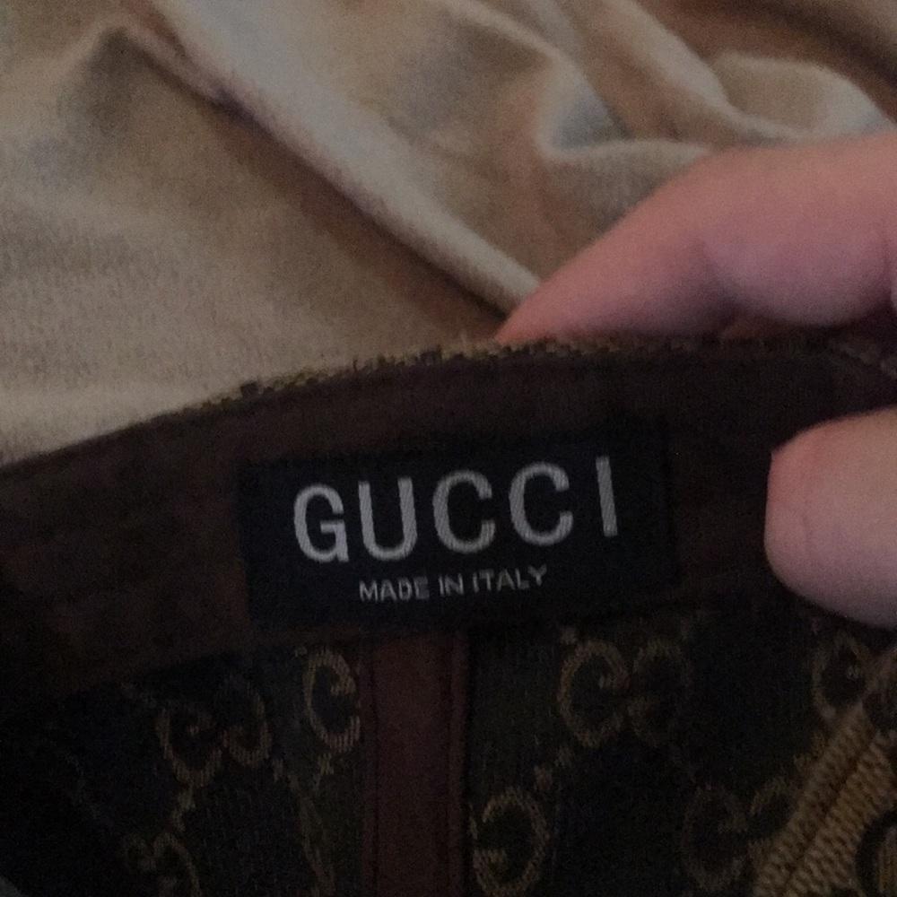 Gucci with the bee logo - Picture 3 of 3
